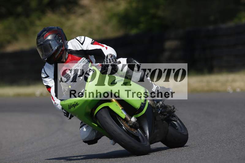 /Archiv-2023/28 05.06.2023 Moto Club Anneau du Rhin/vert-medium/14